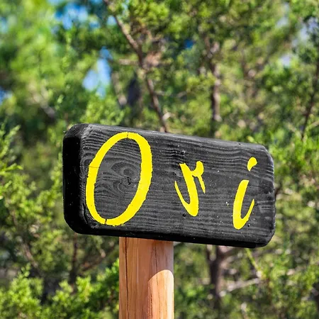 Villa Ori Treehouse Lux Hot Tub Fredericksburg Tesla Ev